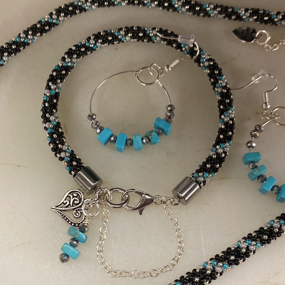 NEW!!!  TURQUOISE DREAMS JEWELY SET by JEWELRY FROM THE HEART